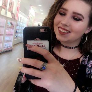 Meet your Posher, Maranda